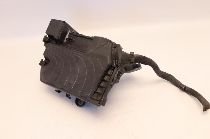2015-2020 MERCEDES GLA CLASS GLA250 X156 ENGINE POWER JUNCTION FUSE BOX OEM