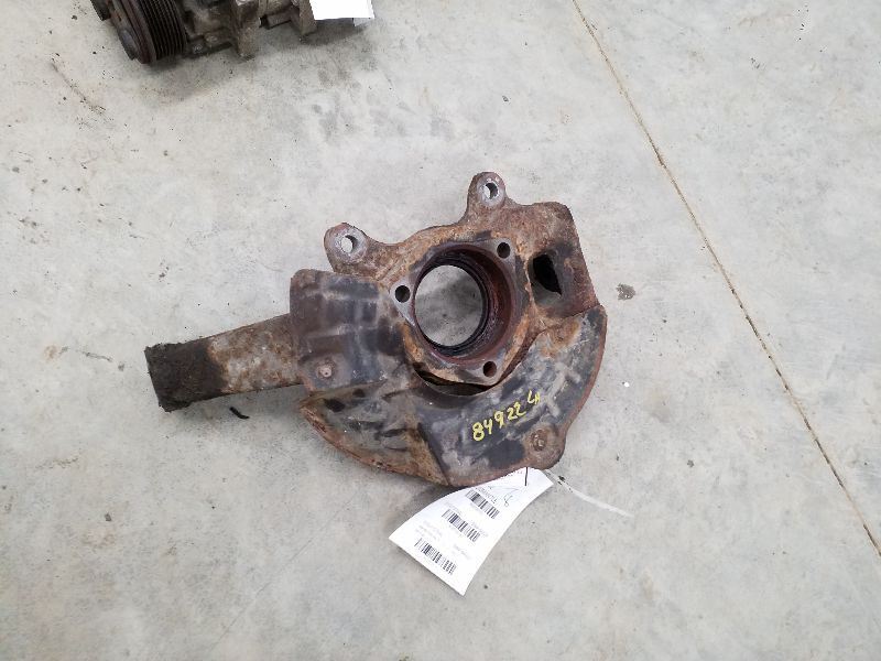 Driver Front Spindle/Knuckle Thru 8500 GVW Fits 97-99 FORD F250 PICKUP 195163