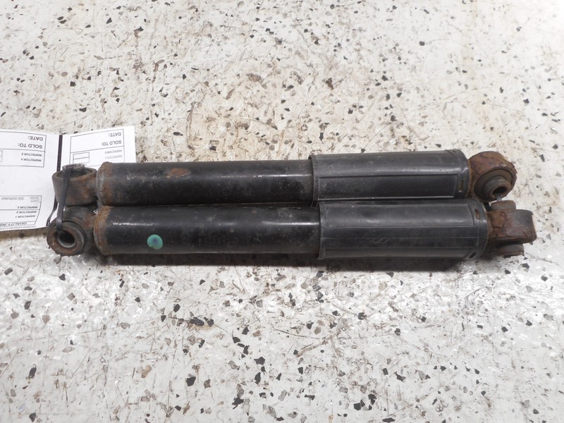 Hyundai Accent Shock Absorber Pair Rear Driver Left Passenger Right OEM 2012