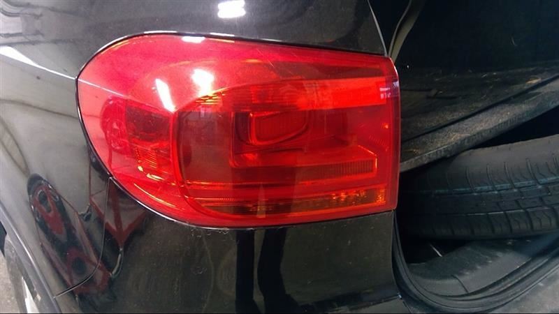 Driver Tail Light Germany Built VIN W 1st Digit Outer Fits 12-18 TIGUAN 3229255