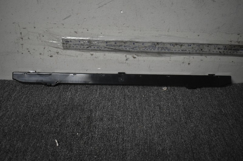 BMW X2 RADIATOR UPPER SEAL SUPPORT FACTORY OEM