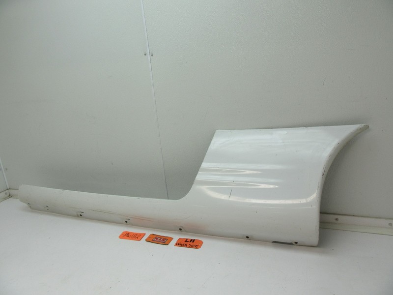 ROCKER PANEL MOLDING TRIM COVER WHITE DRIVER SIDE SKIRT LH 97-00 AVENGER SEBRING