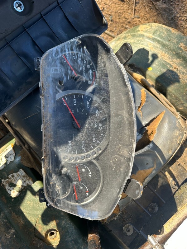 04 HONDA PILOT OEM SPEEDOMETER INSTRUMENT GAUGE CLUSTER - MILEAGE UNKNOWN
