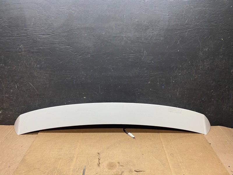 2007 to 2013 Mitsubishi Outlander Rear Spoiler 3RD Brake Light OEM i3270 DG1