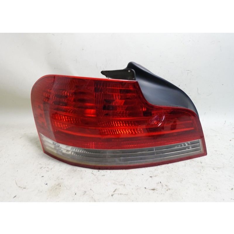 Damaged 2008-2011 BMW E82 E88 1-Series Left Rear Tail Light Factory Pre-LCI