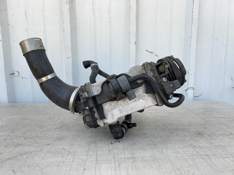 2016-2019 BMW 750i LEFT INTERCOOLER 4.4L AT AWD 72K -xDRIVE- 64901