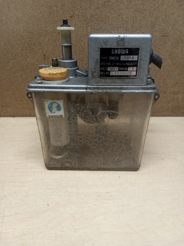 SHOWA Type SMD6101A 100V Lube Pump