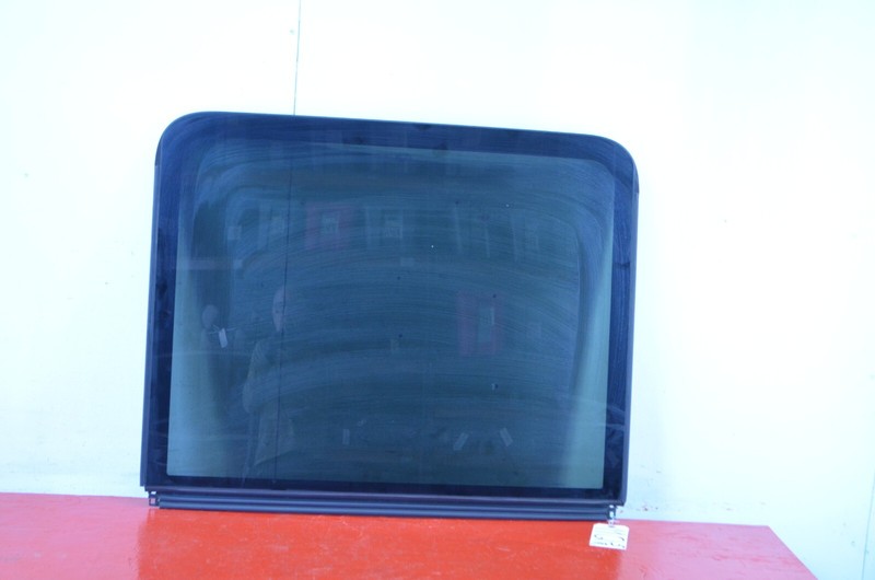 09-12 AUDI Q5 REAR SUNROOF GLASS OEM