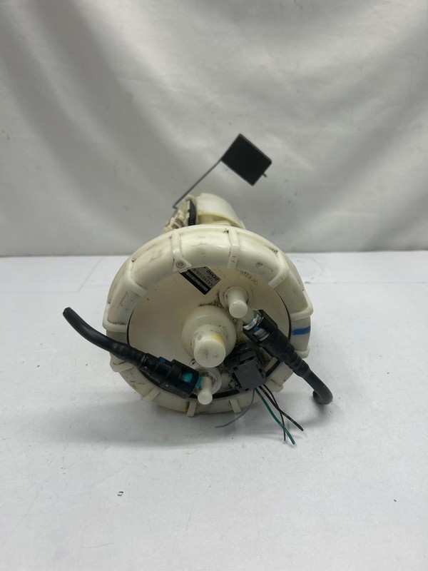 2006 to 20016 Dodge Charger fuel pump assembly AWD