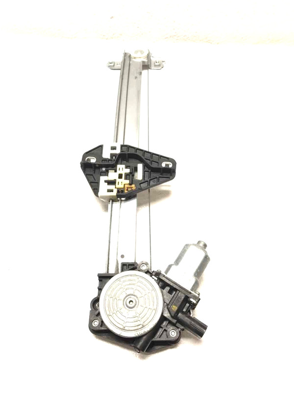 2010 Accord Front RH Passenger Electric Door Regulator Part# 72210TA0A02