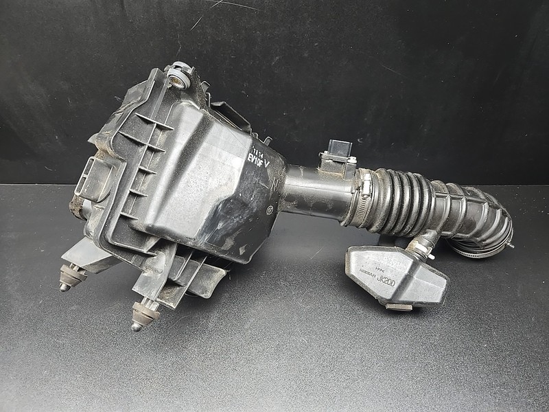 2011-2015 Infiniti Q60 G37 Convertible Left Air Box W/ Hose OEM