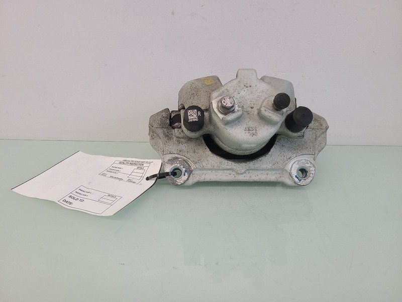 Passenger Right Caliper Front Fits 20-23 ESCAPE 580261