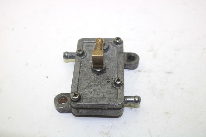 89 Yamaha Inviter OEM Fuel Pump 8J6-24410-01-00 Q2715