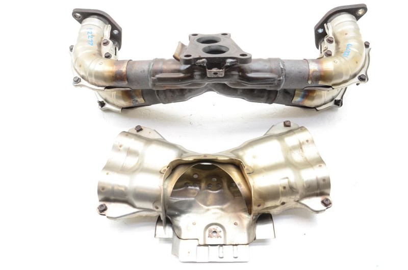 Exhaust Manifold with Heat Shield 2.0L Fits 15-21 WRX