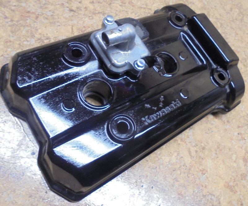 2018 Kawasaki Ninja EX650 EX 650 J 650J Engine Cylinder Head Valve Cover Panel