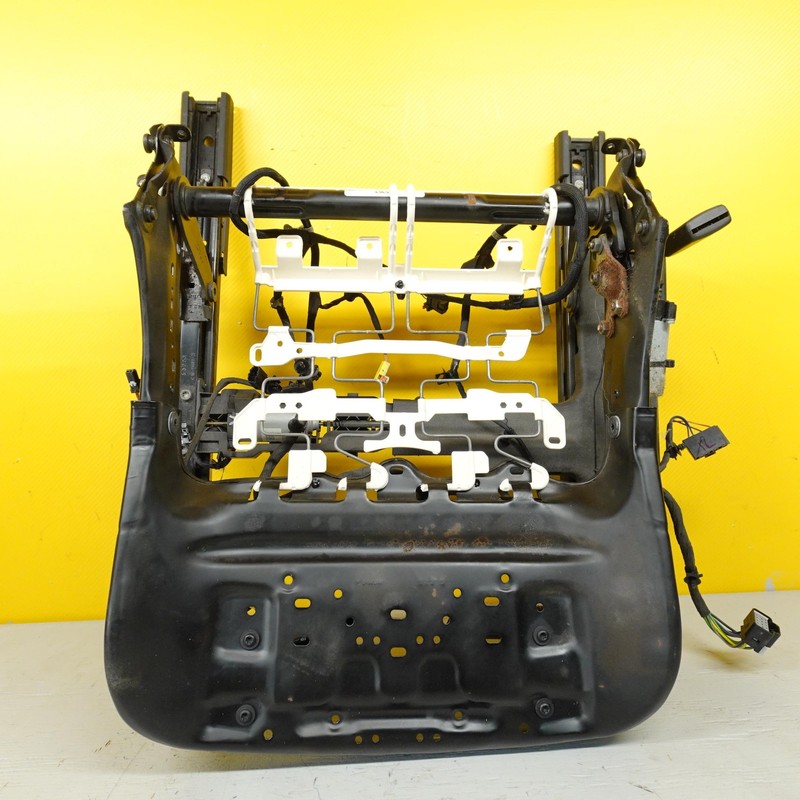 2022-2024 CHEVROLET TRAVERSE FRONT LEFT SIDE LOWER SEAT TRACK FRAME OEM 13515571