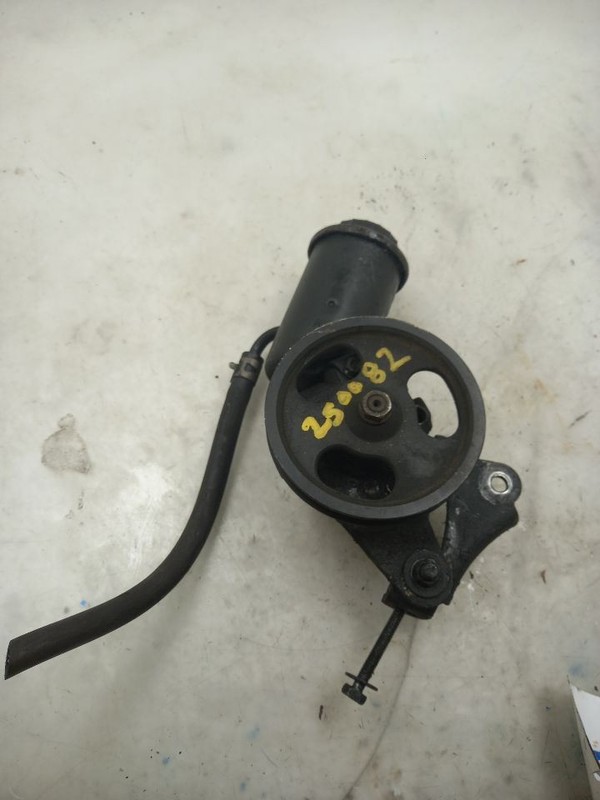 96-02 TOYOTA 4 RUNNER SR5 POWER STEERING PUMP 6CYL
