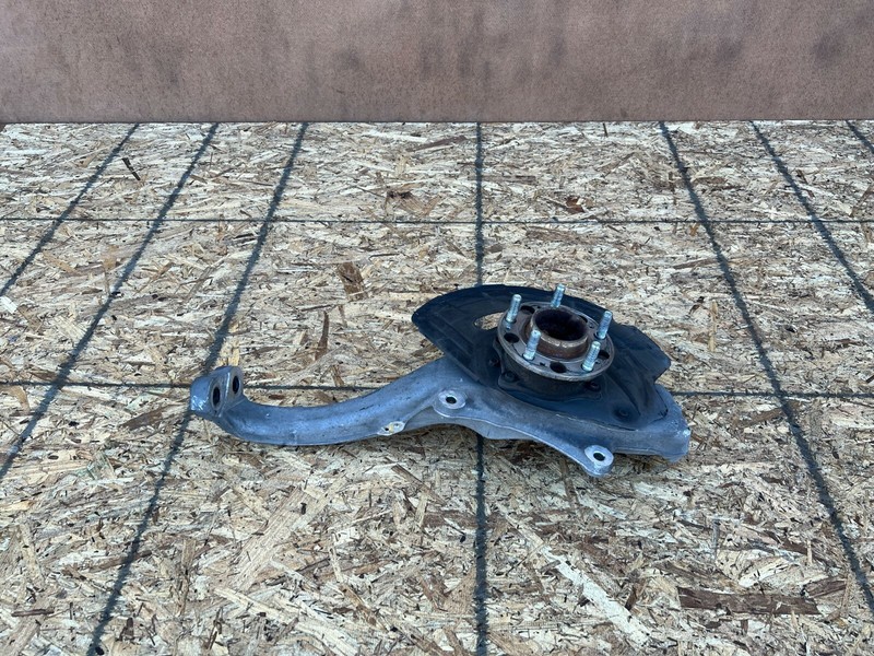 HYUNDAI GENESIS & G80 SEDAN 2015-2019 OEM FRONT RIGHT RH SPINDLE KNUCKLE RWD