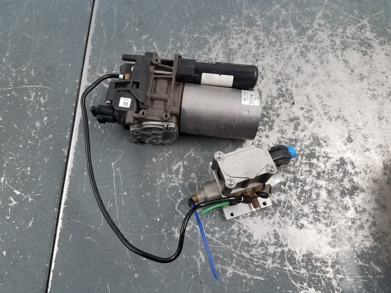 2018 Lamborghini Huracan Performante Air Lift Compressor#10001 M1