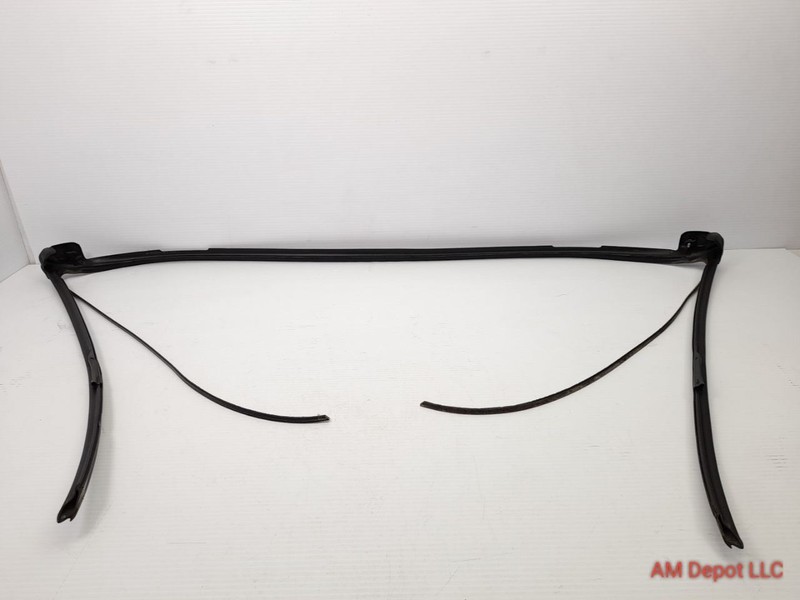2008 BMW 335i 335xi 328xi 328i E93 Convertible Windshield Frame Seal Gasket