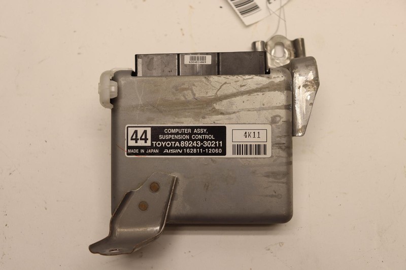 2013-2015 LEXUS GS350 F SPORT ACTIVE SUSPENSION CONTROL MODULE UNIT OEM