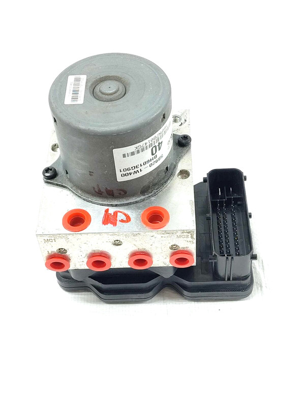 2013 Kia Rio ABS Anti Lock Brake Pump Assembly P/N 589201W400