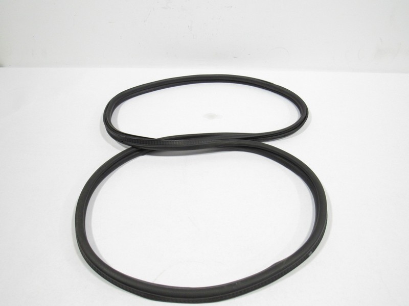 14-20 BMW I8 2015 Rear Trunk Lid Tailgate Weather Strip Rubber Gasket Seal |:Y