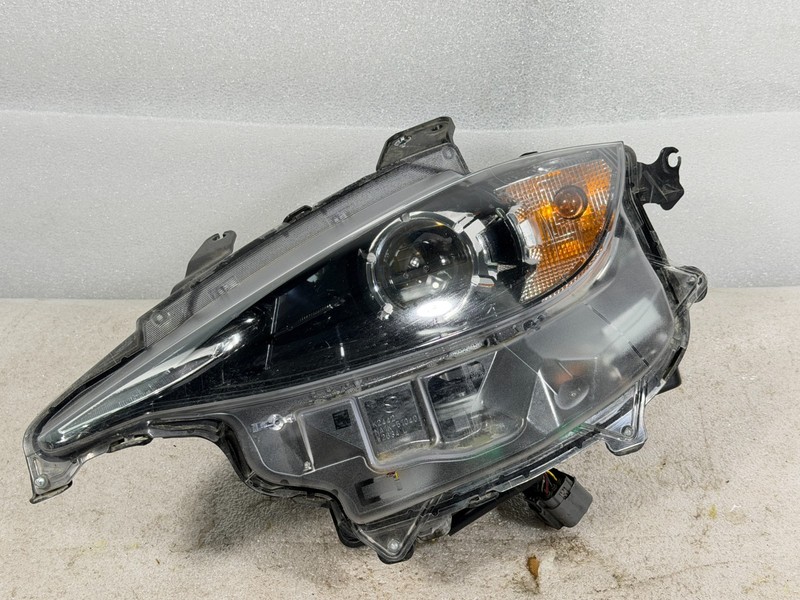 2018 Mazda MX-5 MiataLeft Driver Side Adaptive LED Headlight NA1K-51040 OEM