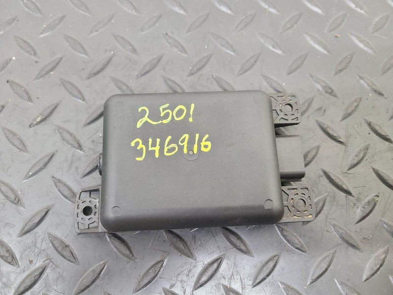 17-20 GMC Yukon XL 1500 Right Passenger Blind Stop Control Module OEM 42625293