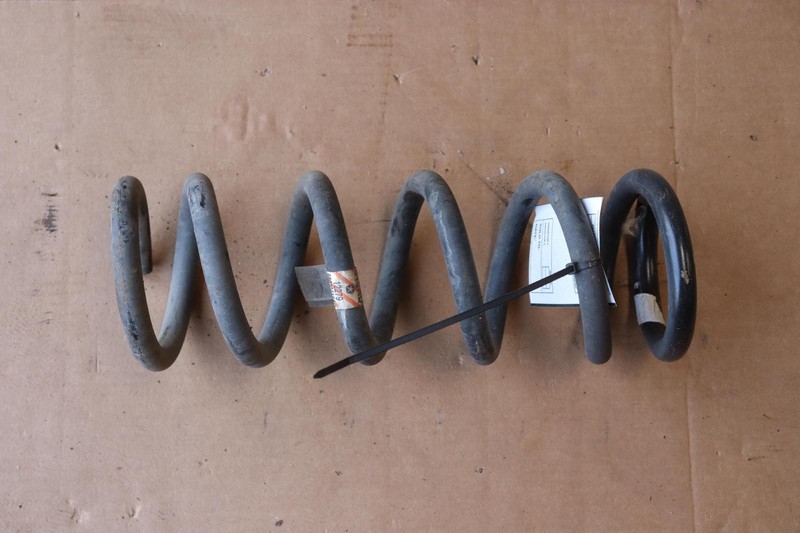 2009-2012 DODGE RAM 1500 FRONT SUSPENSION COIL SPRING 68030415AD OEM