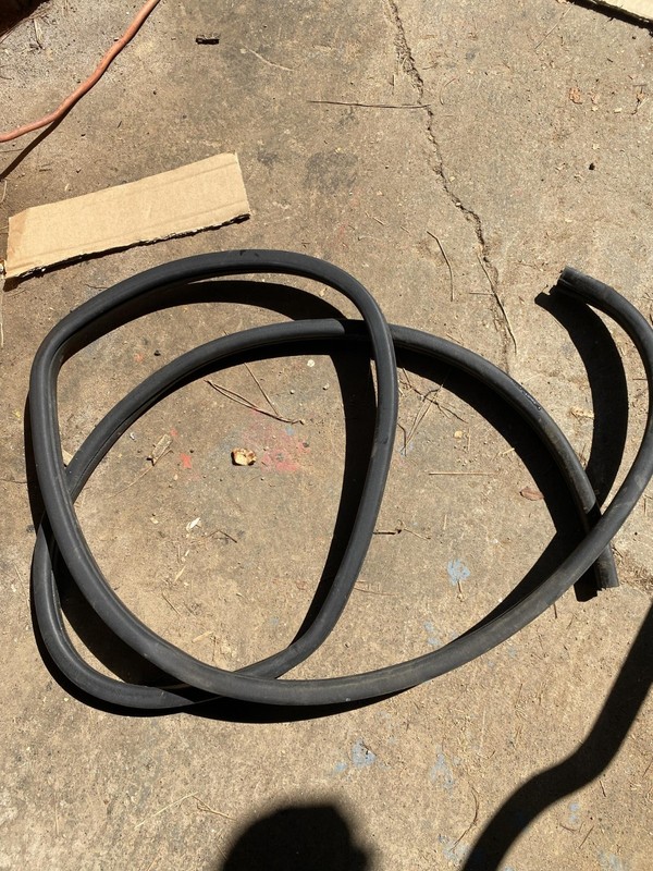 11-14 Kia Optima LH Left REAR Door Rubber Weatherstrip Seal OEM