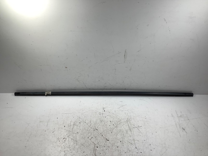 06-011 Honda Civic Coupe Left Door Belt Molding Black OEM