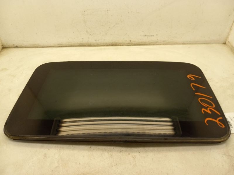 98-05 LEXUS GS300 3.0L SUNROOF GLASS