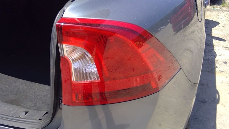 Passenger Tail Light Quarter Panel Mounted VIN Y Fits 14-18 VOLVO S60 727076
