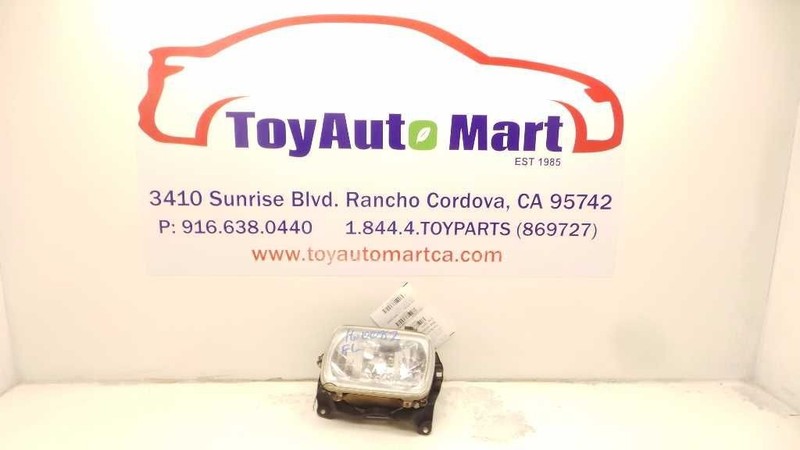 82-93 TOYOTA PICKUP DRIVER SIDE FRONT LEFT HEADLIGHT ASSEMBLY