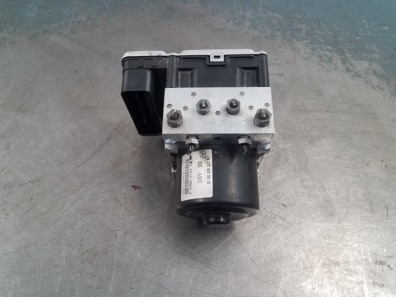 2012 Mercedes Benz AMG C 63 ABS Brake Pump Module #0967 G4