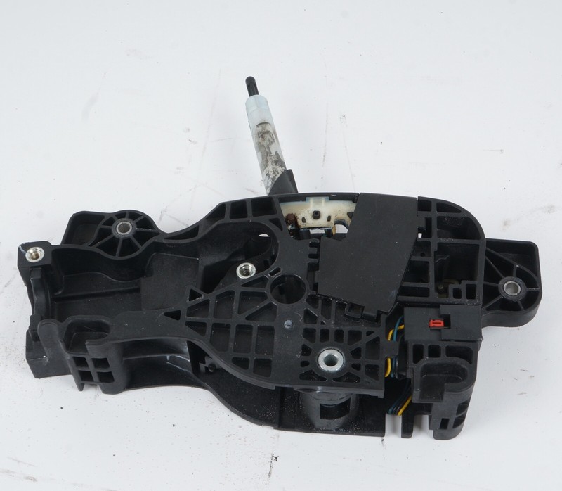 2020-2022 CADILLAC CT4 AUTOMATIC TRANSMISSION GEAR SHIFTER LEVER 13538716 OEM