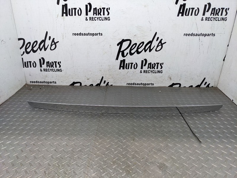 2007-2013 GMC YUKON Front Bumper Chrome Hood Molding Trim Upper Gril1176428