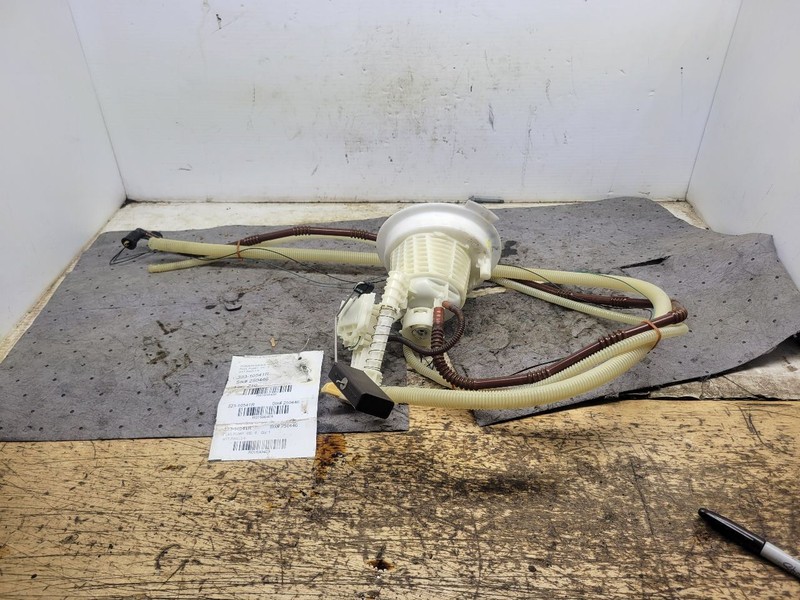 Passenger Fuel Pump Assembly Fuel Tank Mounted Fits 06-21 CHARGER 1690409
