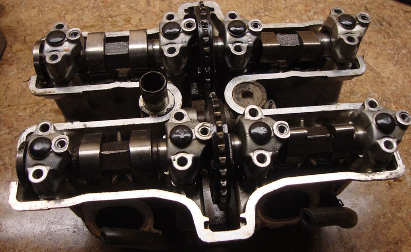 85 Yamaha Venture XVZ 1200 XVZ1200 Engine Cylinder Head Valve Cam Shaft XVZ1200D