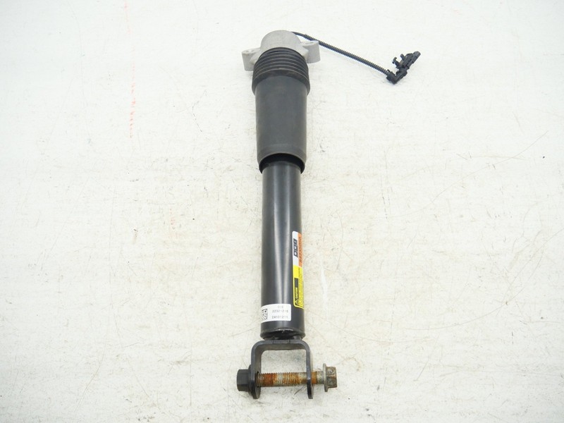 2014-2019 Chevrolet Corvette C7 Rear Shock Absorber Assembly OEM 84235050