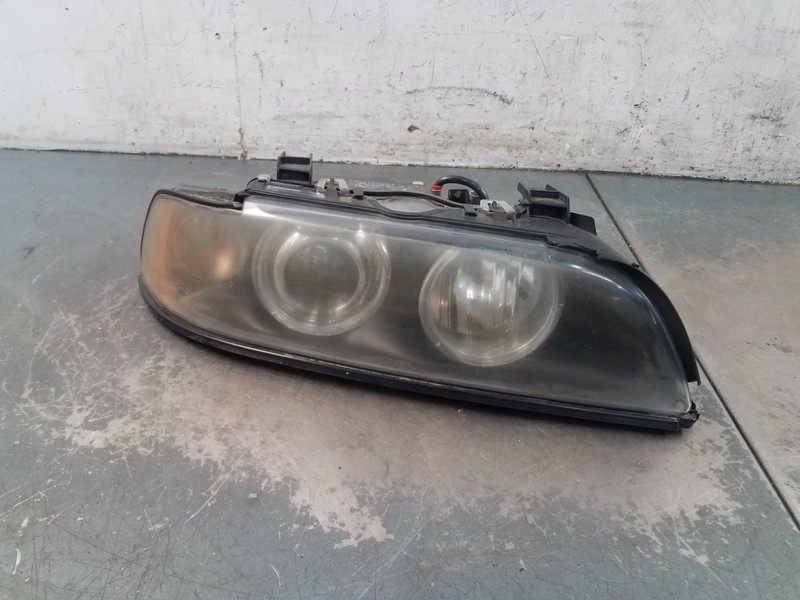 2002 BMW M5 E39 Right Passenger Head Light #0823 i7