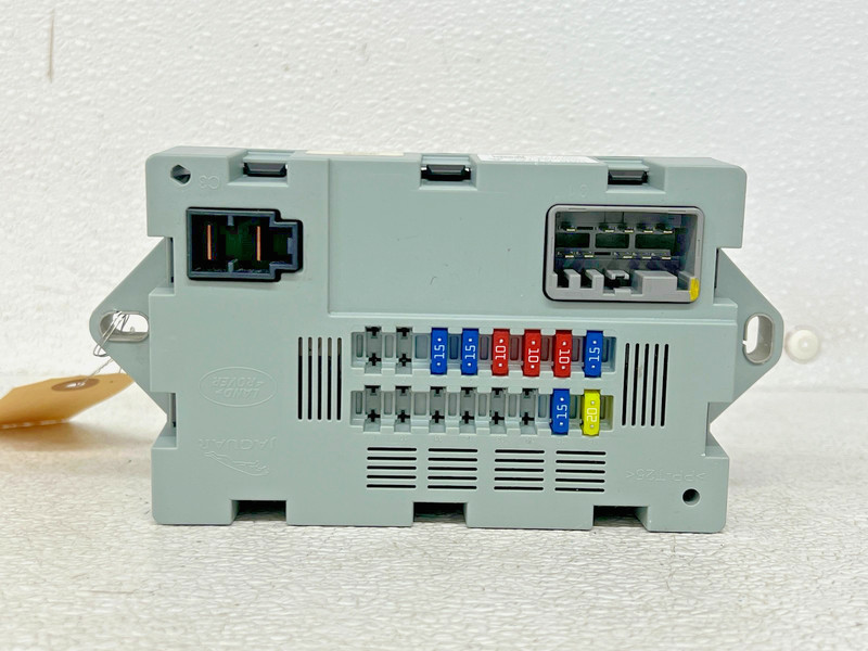 ⭐2016-2020 JAGUAR XE XF REAR TRUNK SMART FUSE RELAY JUNCTION BOX OEM LOT2691