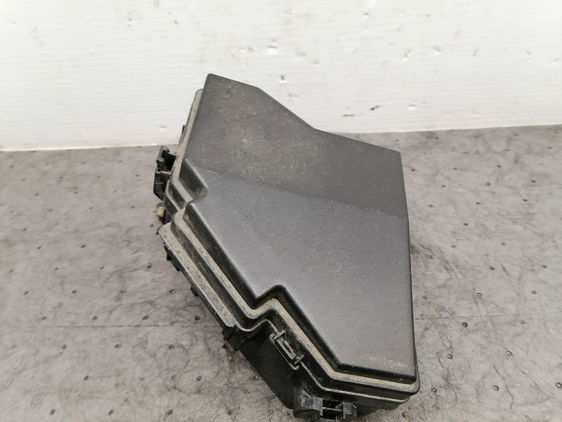 Fuse Junction Box Engine Compartment Fits 07-11 CR-V 1533801