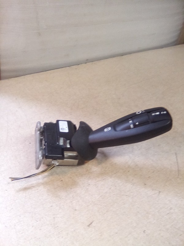 Freightliner Cascadia OEM Transmission Shifter 06-87751-002