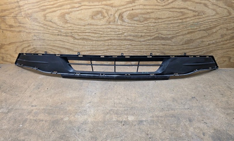 2018 - 2023 FORD MUSTANG FRONT BUMPER LOWER GRILLE COVER PANEL OEM JR3B17K945ADW
