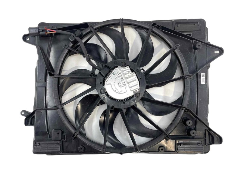 2020-22 Ford Escape Electronic Fan Assembly Small Crack Near Mount LX61-8C607-AC
