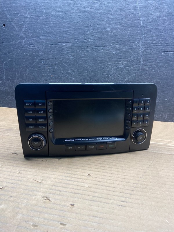 2006 2007 2008 Mercedes ML350 GL450 Radio Navigation Screen Display ae2545 DG