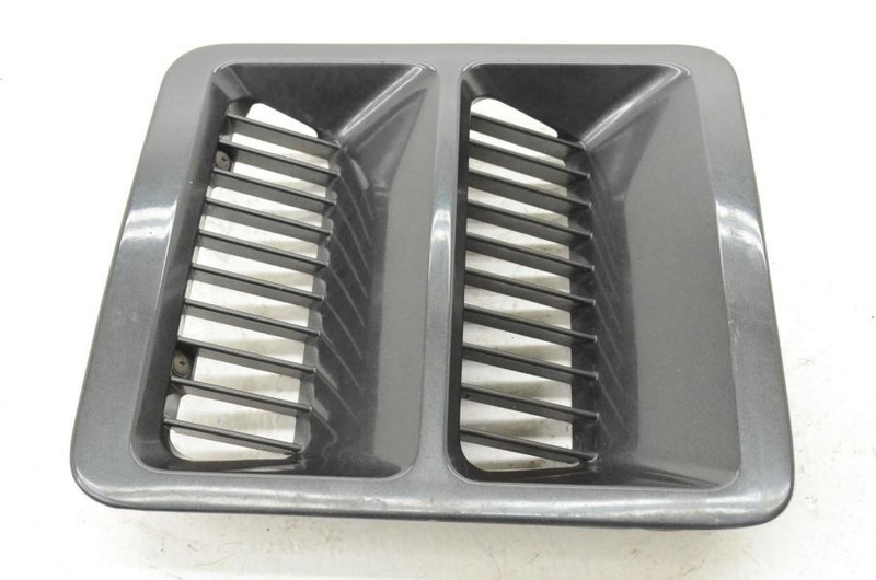 1985-1989 Toyota MR2 AW11 4AGE 1.6L Passenger Right Side Intake Scoop Grille