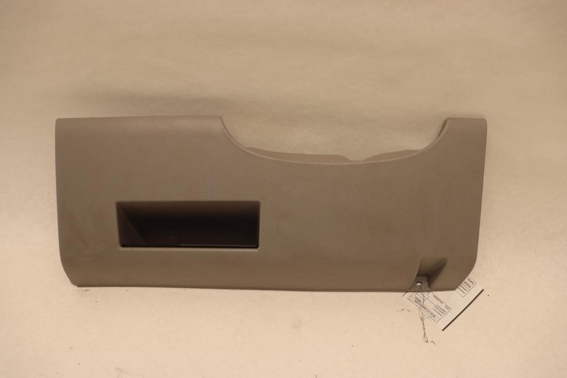 2005-2006 CHEVY EQUINOX LEFT DRIVER LOWER DASHBOARD KNEE PAD COVER PANEL OEM